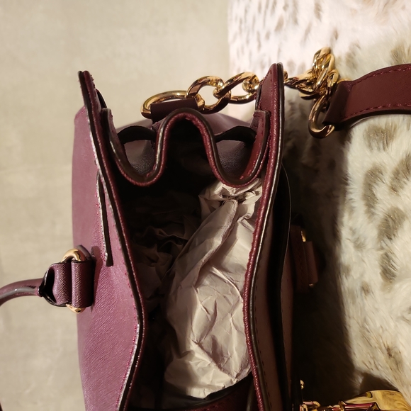 Michael Kors Large Hamilton Tote Maroon W/ Goldtone Hardware Large - BOGO HALF - Picture 8 of 12